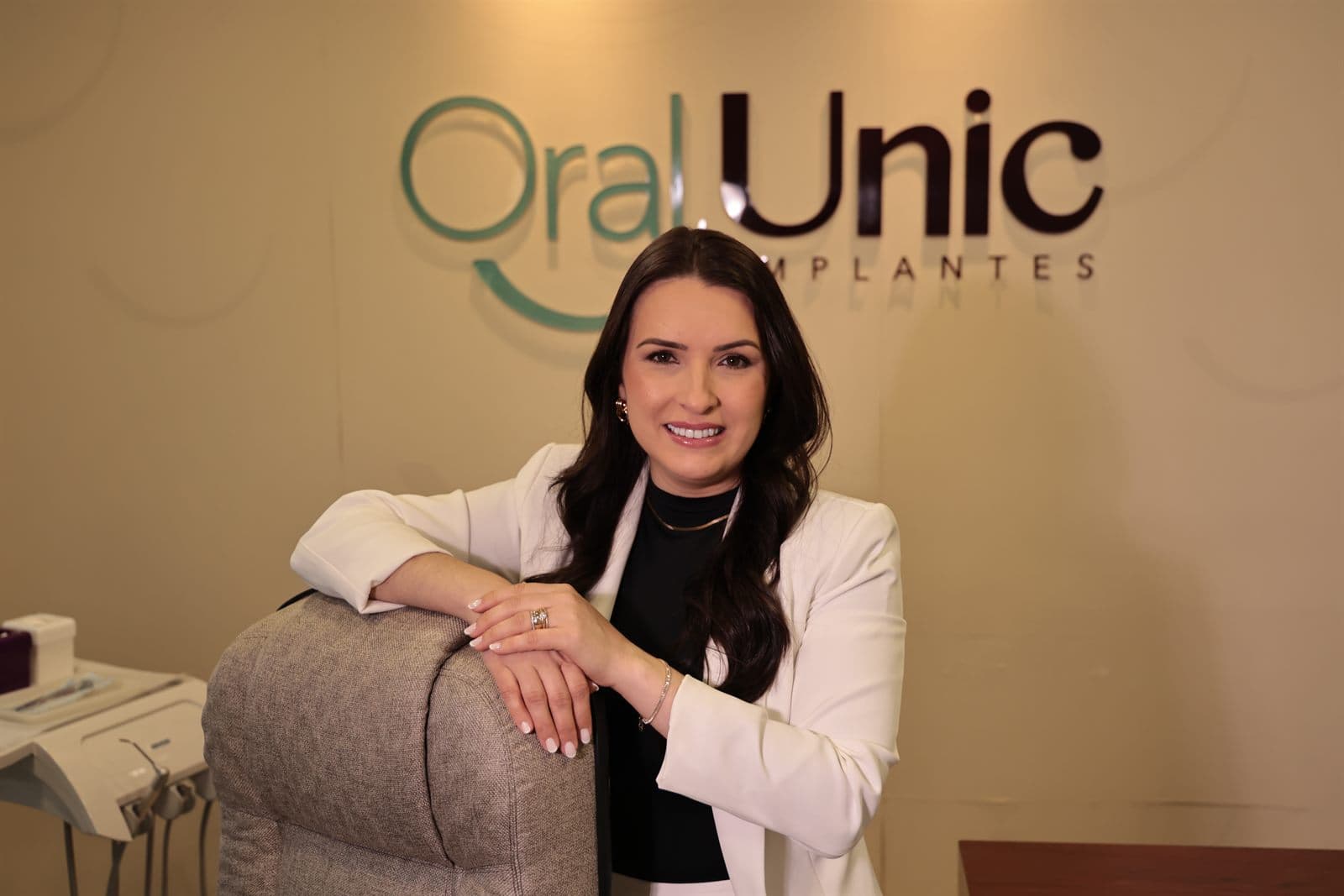 Consultório da Oral Unic Montenegro com a Dra. Keli Tessaro